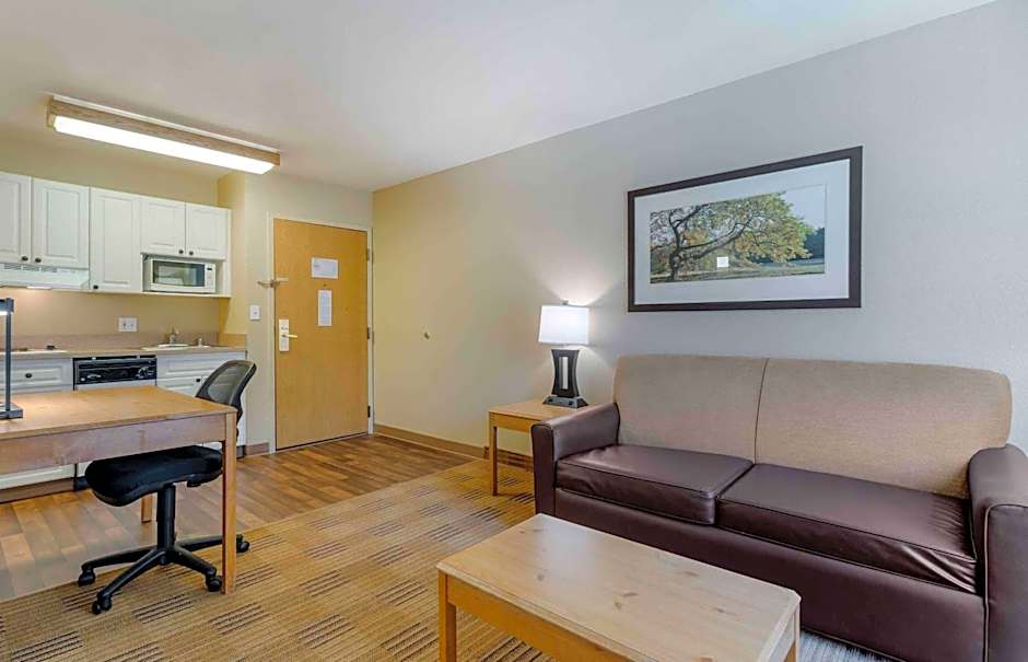Extended Stay America Suites - Pleasanton - Chabot Dr.