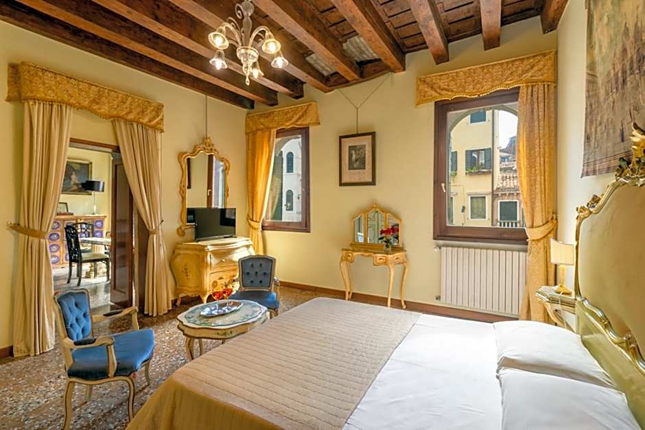 Palazzo San Firmino residenza storica all Suite Canal View