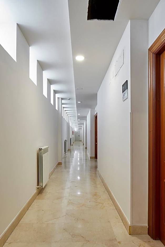 Hotel Logroño Avda de Madrid 25