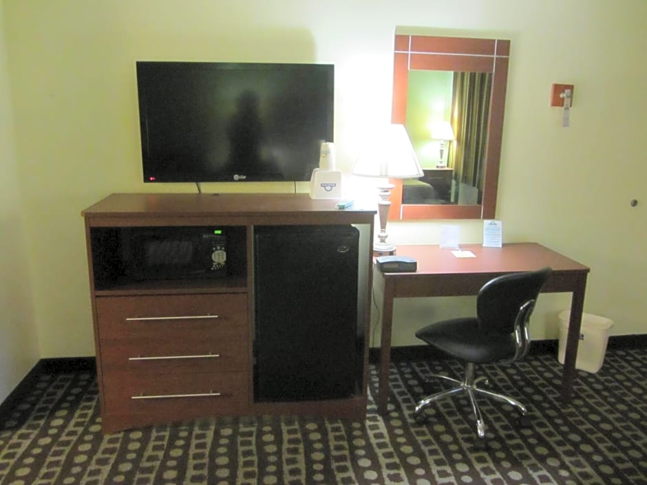 Days Inn by Wyndham Midland