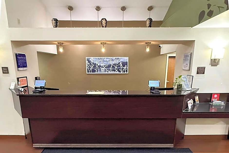 Sleep Inn & Suites Queensbury - Lake George