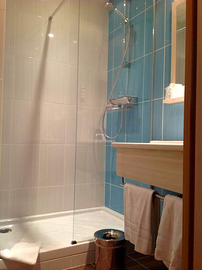 The Originals City, Hotel des Lys, Dreux (Inter-Hotel)