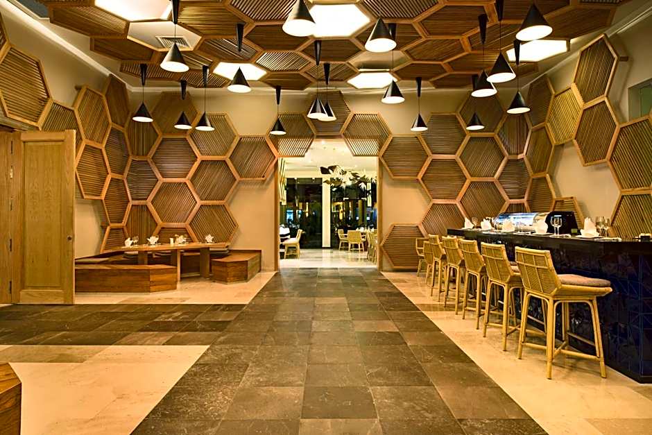 Family Selection at Grand Palladium Kantenah Resort & Spa- All Inclusive