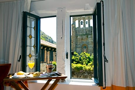 Hotel Posada Santa Maria la Real