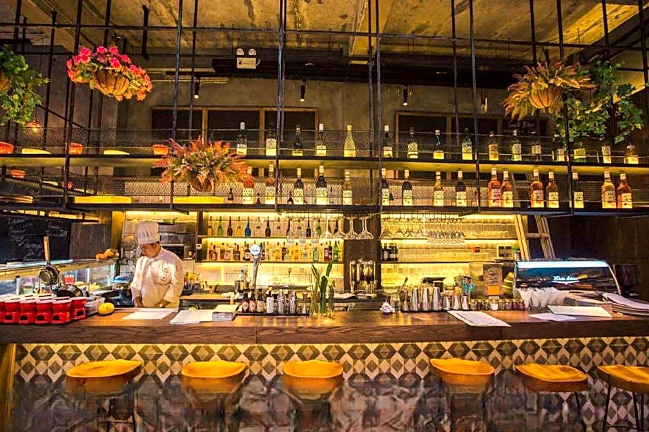 Shaoxing Xianheng Grand Hotel