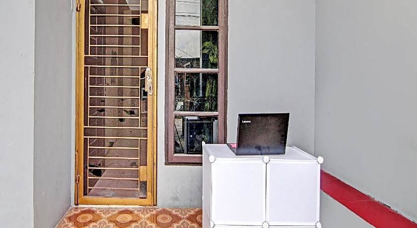 Hotel O Homestay Dinda Syariah Near Masjid Al Amin