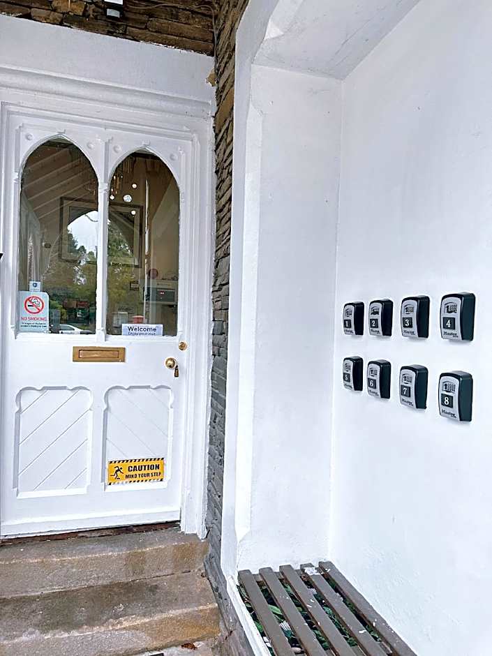 Rayrigg Villa Windermere (Room Only)