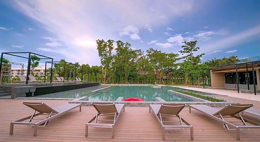 The Gallery Hotel Naiharn