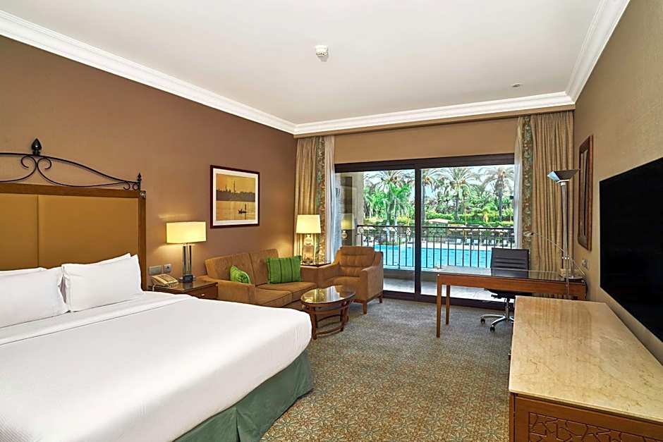 Hilton Alexandria King's Ranch