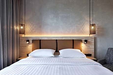 Moxy Queen Sleeper, Guest room, 1 Queen