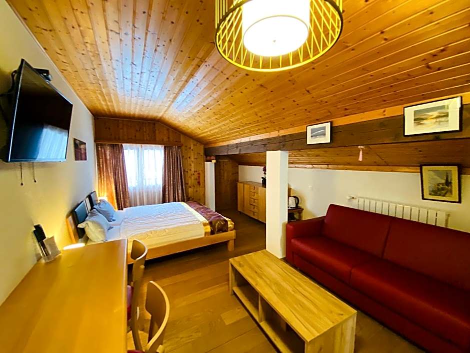 Qi-Lin Hotel Restaurant