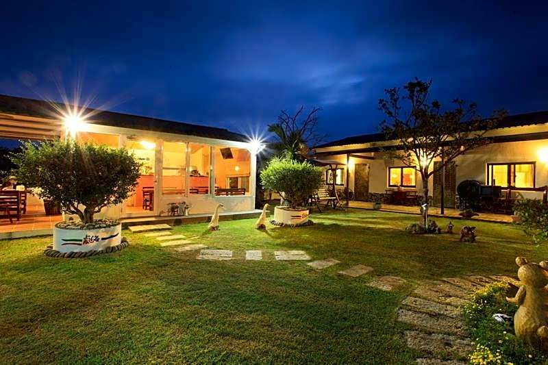 LanHai Inn
