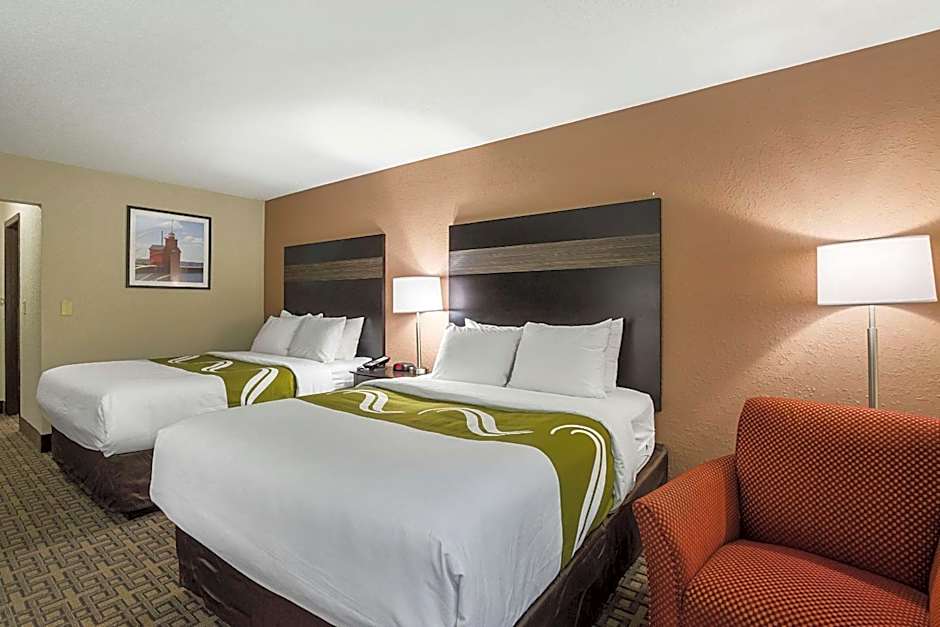 Quality Inn & Suites Holland