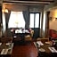 The Crown Pub, Dining & Rooms