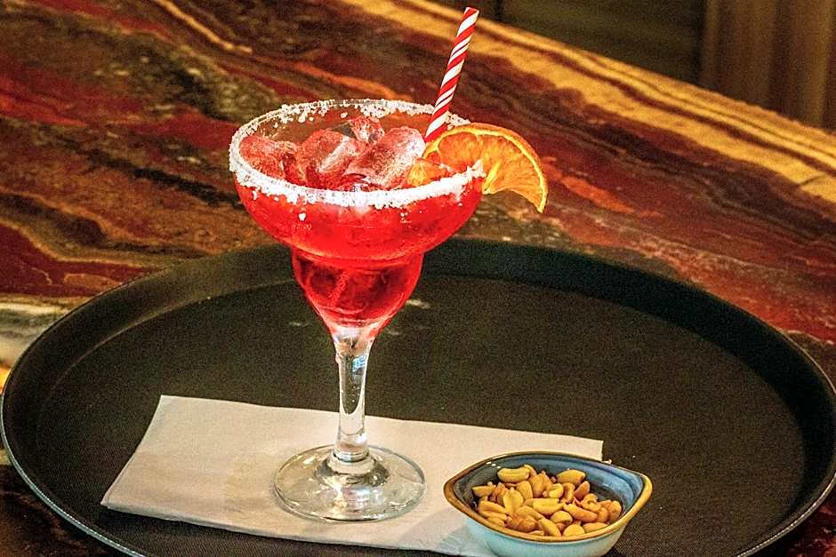 Ramada Panama Centro via Argentina