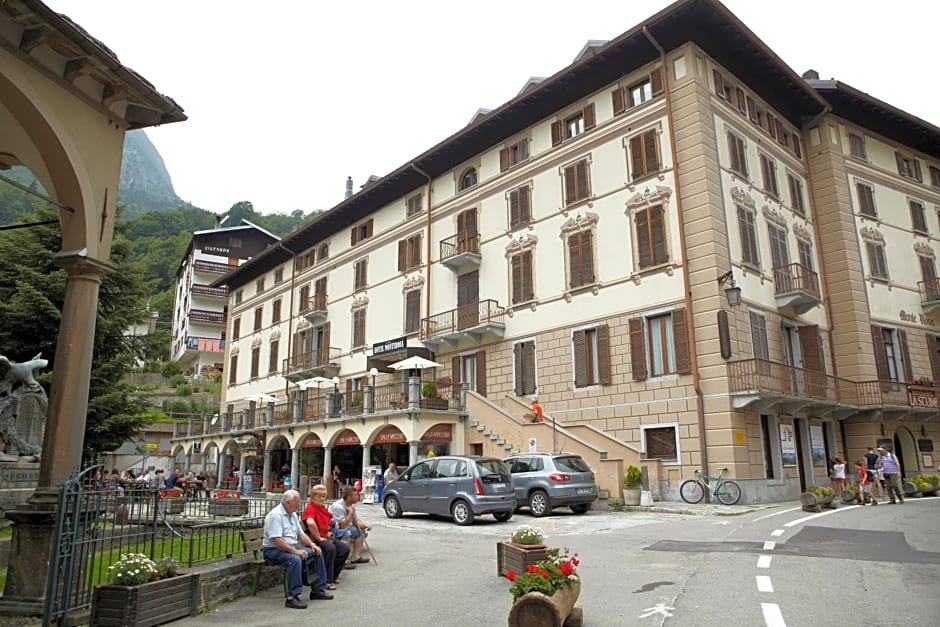 Hotel Monterosa