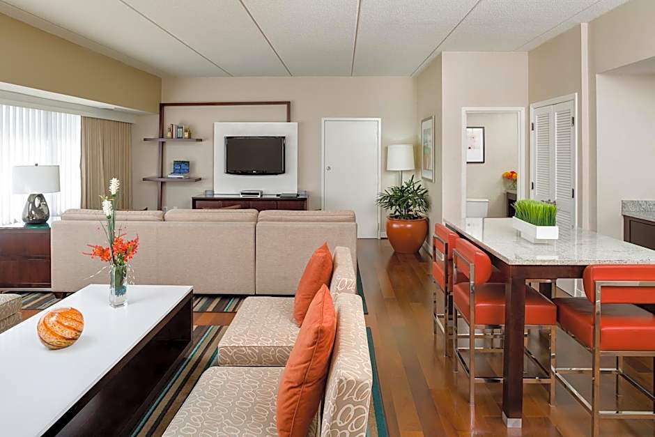 Hyatt Regency Suites Atlanta Northwest