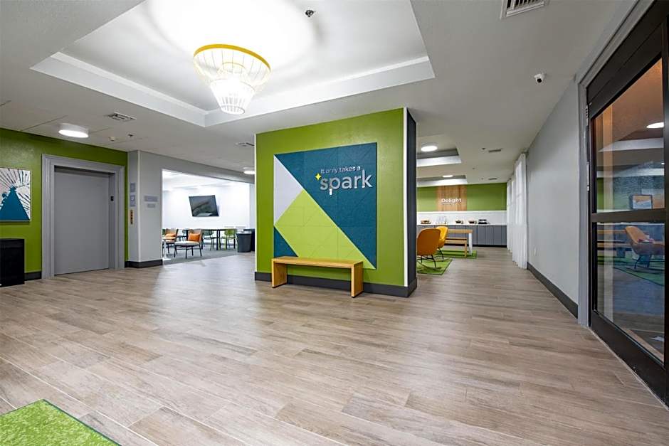 Spark by Hilton Lafayette South