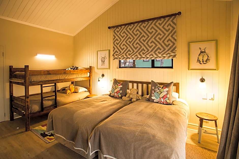 Three Tree Hill Lodge