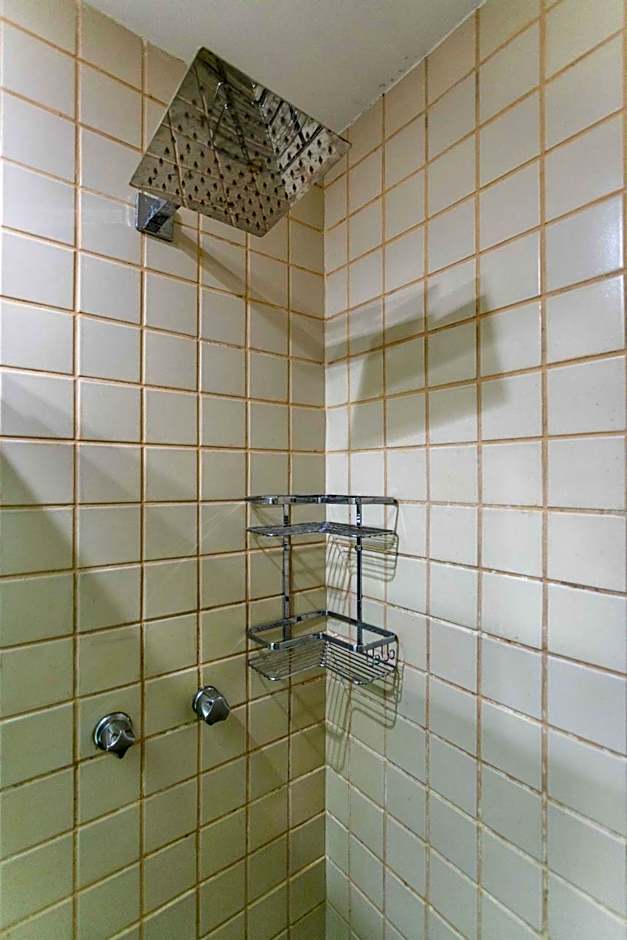 Aconchego em Copacabana para casais - BR608 Z4