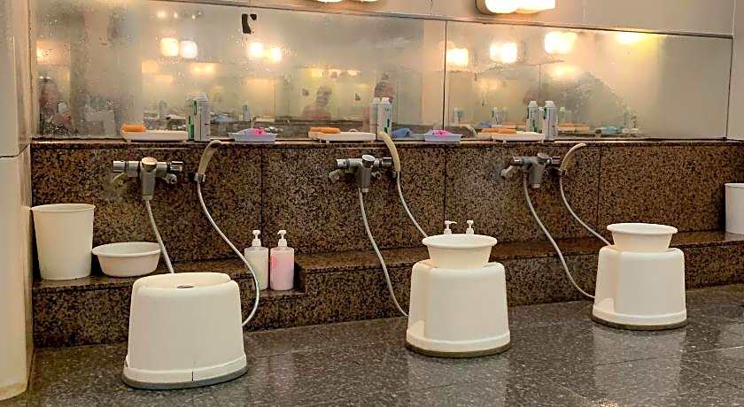 Funabashi Grand Sauna and Capsule Hotel