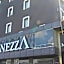 Monezza Avcılar