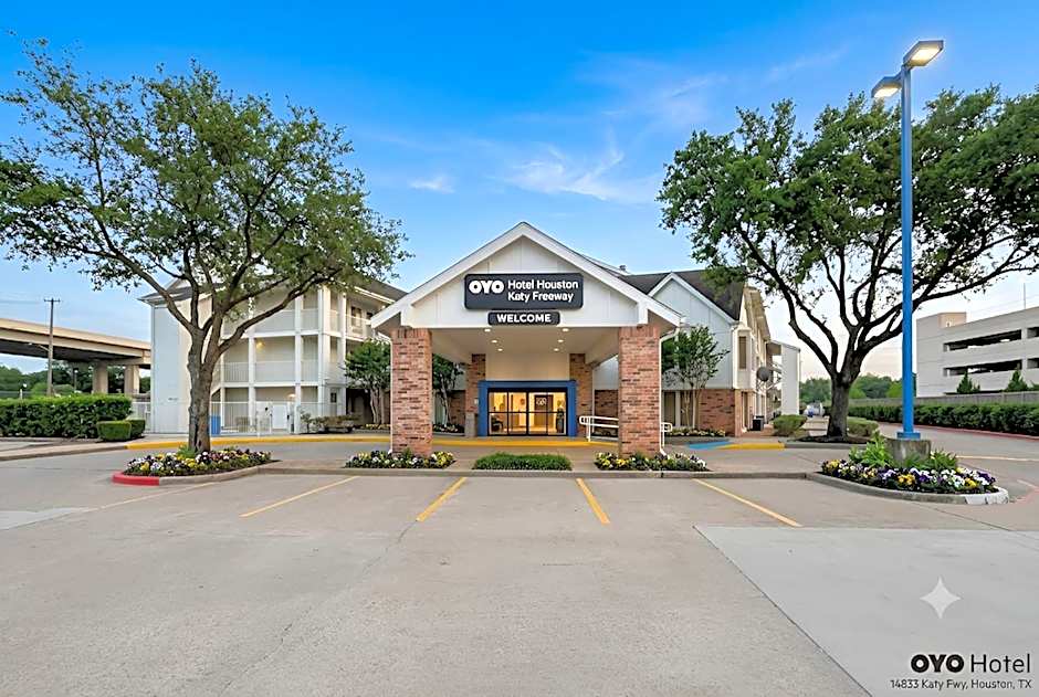 OYO Hotel Houston Katy Freeway