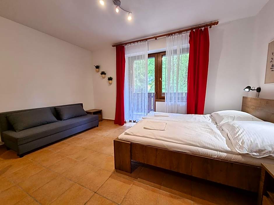 Fatrapark 2 Apartments House