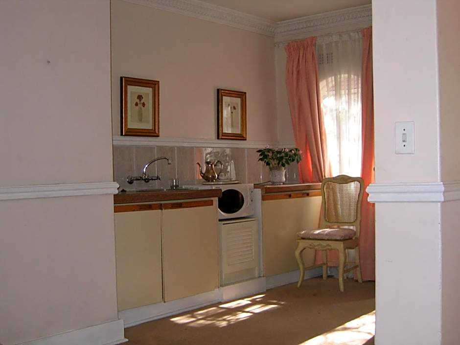 Villa Victoria executive Guest House