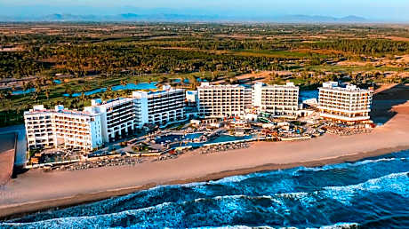 Dreams Estrella del Mar Mazatlan Golf & Spa Resort - All Inclusive