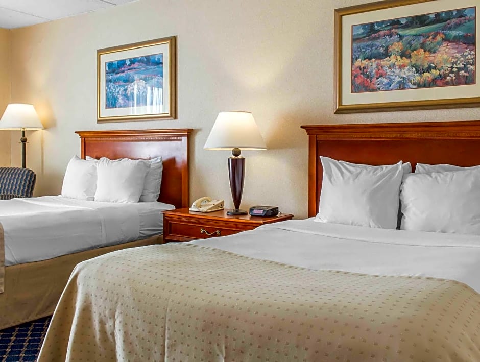 Clarion Hotel & Conference Center