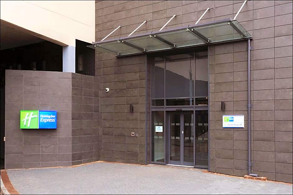 Holiday Inn Express Birmingham-Snow Hill By IHG