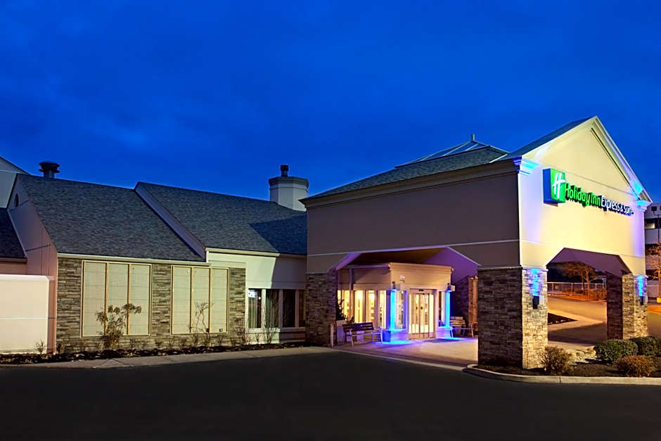 Holiday Inn Express Hotel & Suites Pittsburgh Airport By IHG