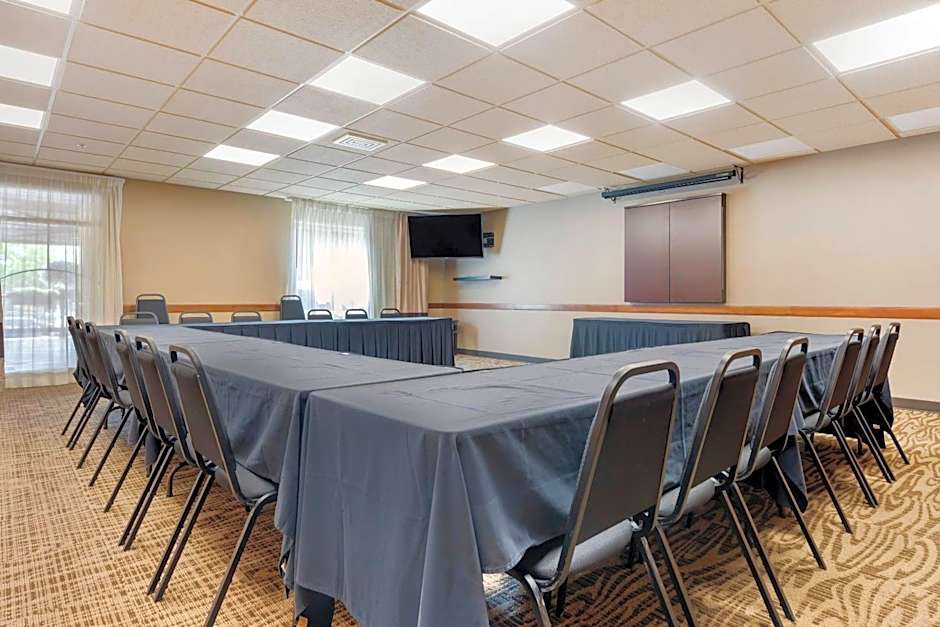 Lift Bridge Lodge, an Ascend Collection Hotel