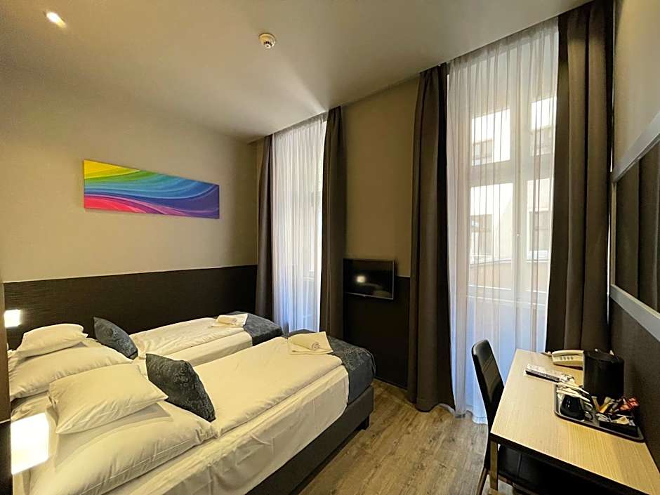 Carat Boutique Hotel