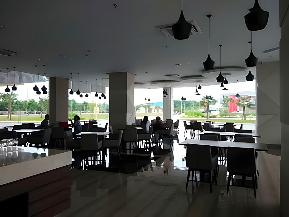 Wing Hotel Kualanamu Airport