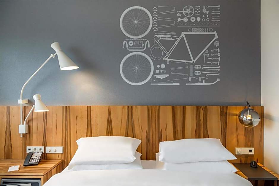 Hyatt Regency Paris Etoile