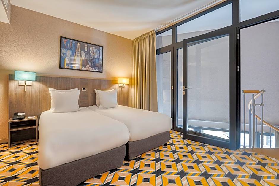 Alma Grand Place Hotel