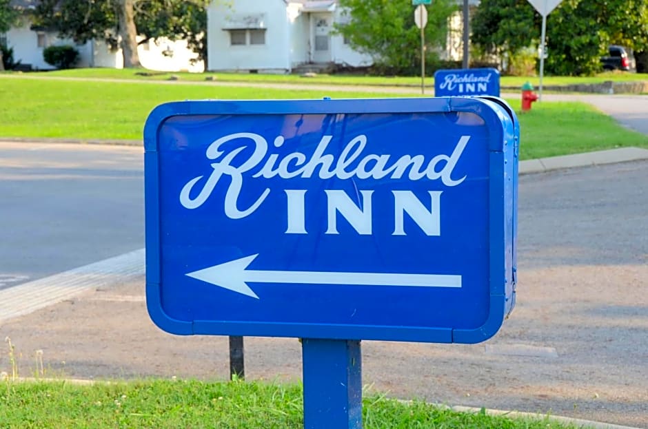 A Richland Inn Lewisburg