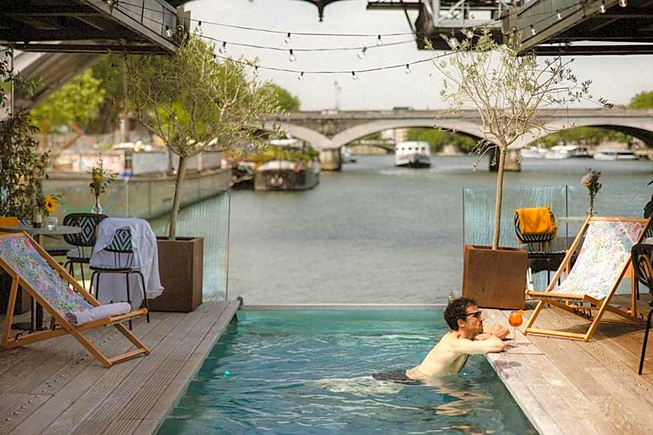 Hotel OFF Paris Seine