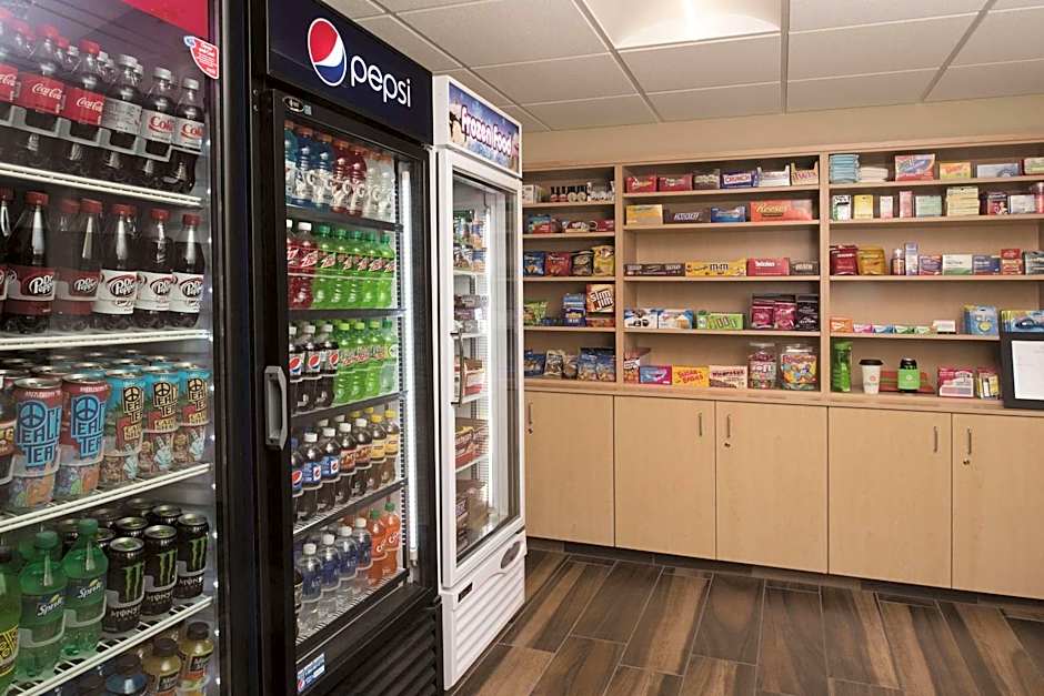 La Quinta Inn & Suites by Wyndham Grand Forks