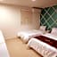 Goodstay Lanuit Hotel