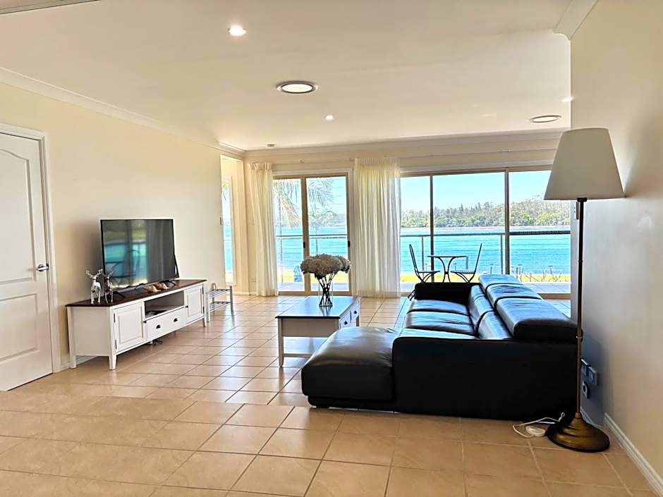Riviera Caravan Park