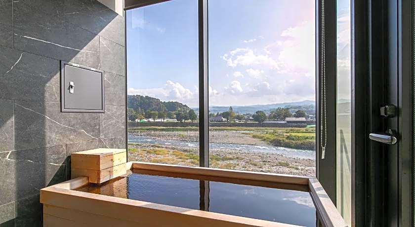 Hitoyoshi Onsen Nabeya