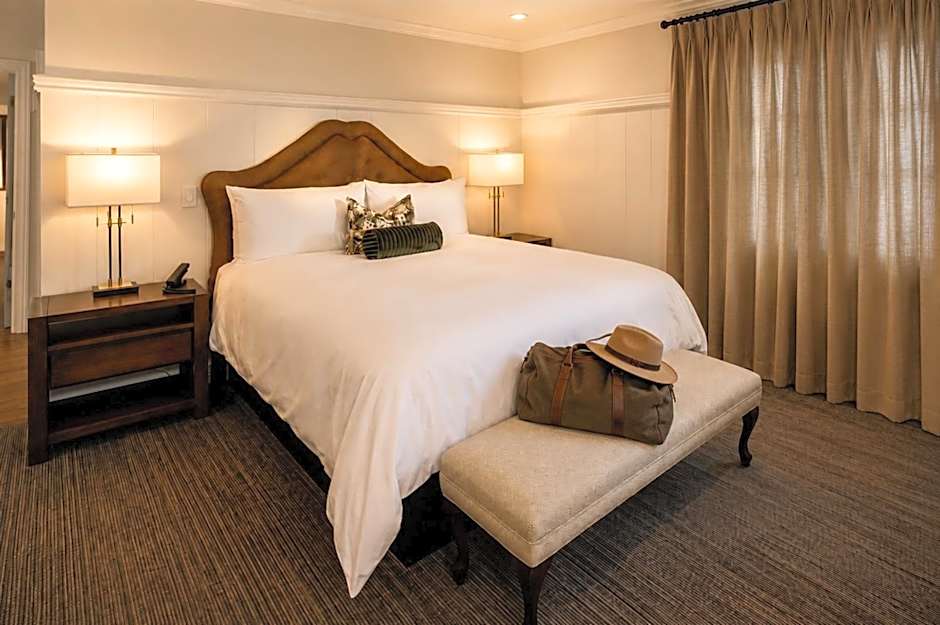 Wayside Inn