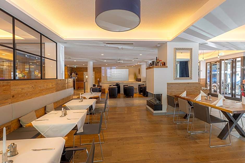VI VADI HOTEL BAYER 89