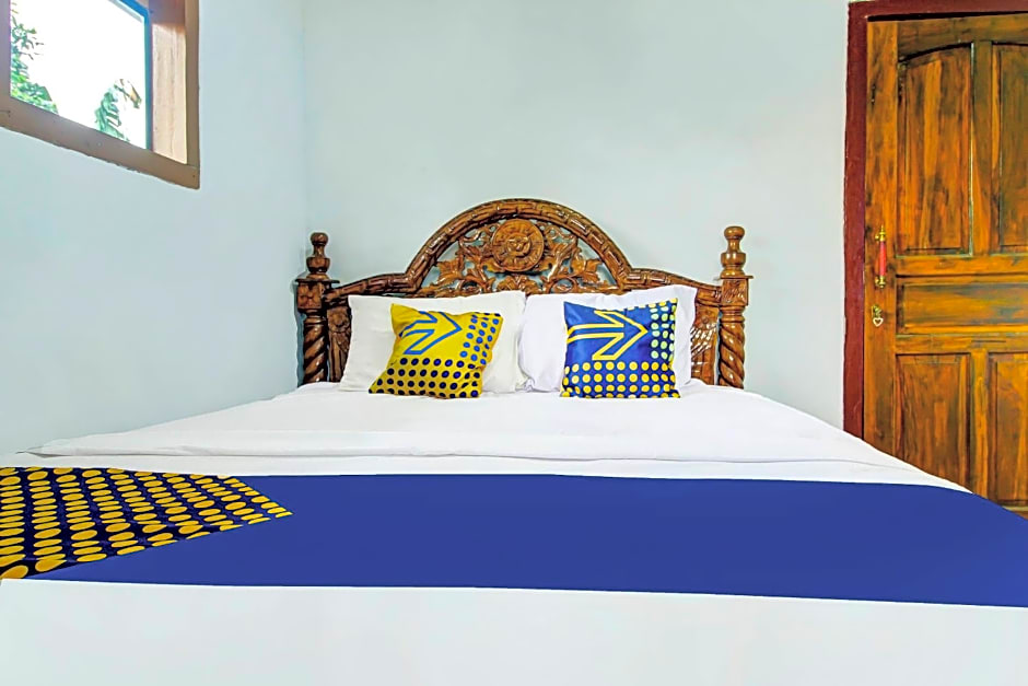 OYO HOMES 91242 Desa Wisata Cibuntu Kuningan Syariah