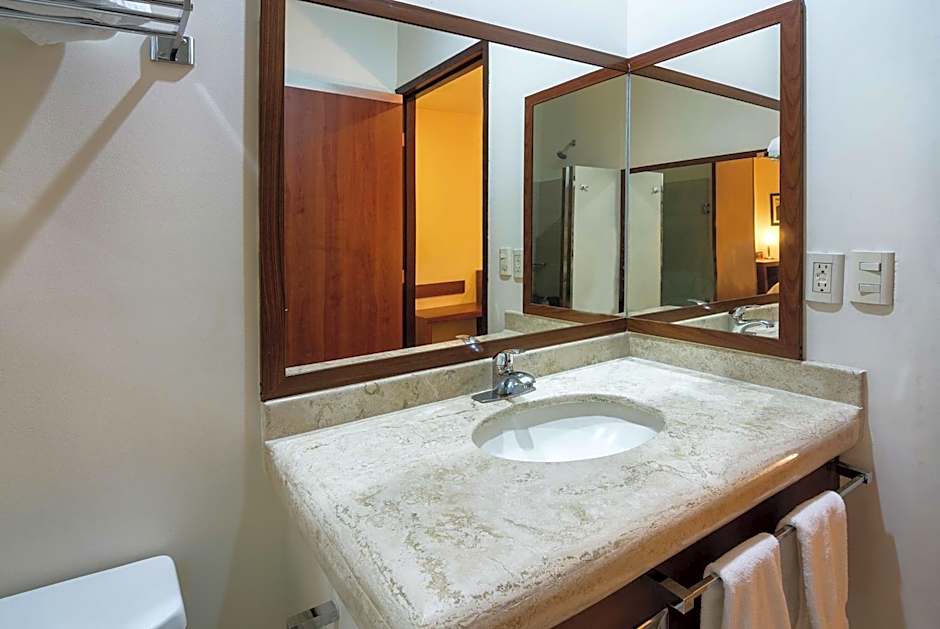 Hampton Inn By Hilton San Juan Del Rio