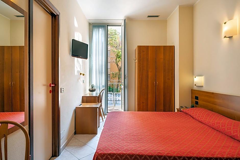 Hotel Careni Villa Italia