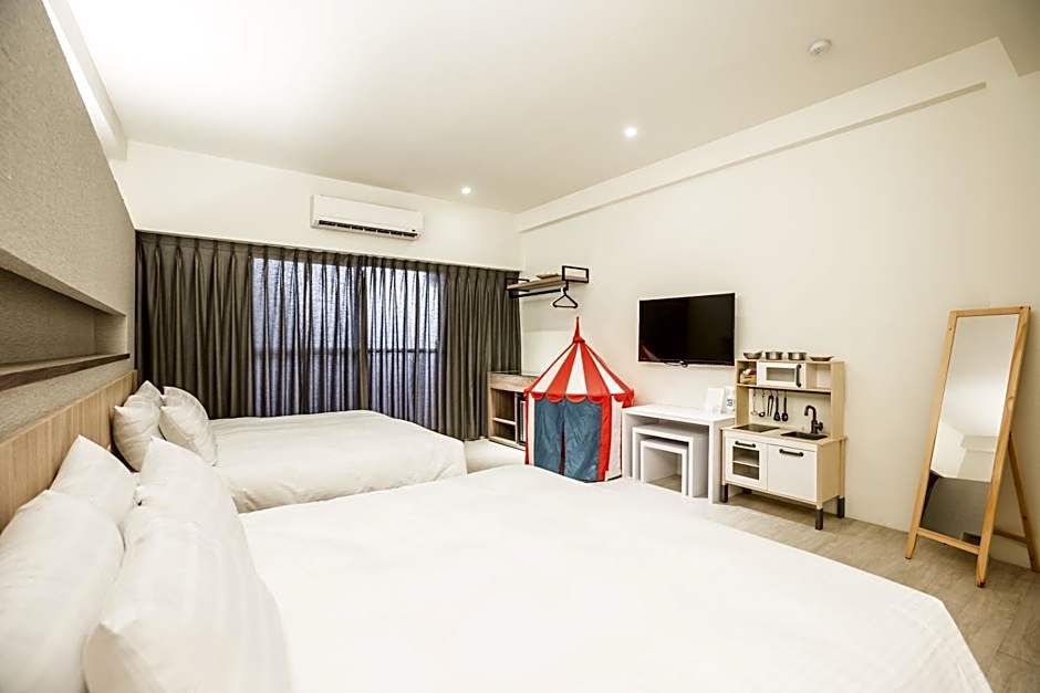 Traveller-Inn Zhongzheng Library